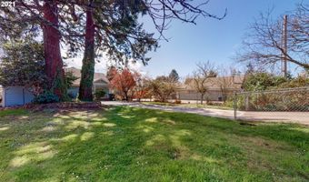 545 HASSETT St, Brookings, OR 97415