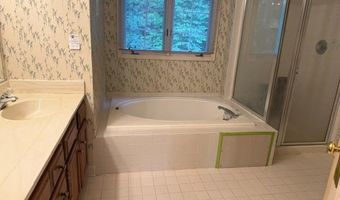 1437 KINGS MANOR Dr, Bowie, MD 20721