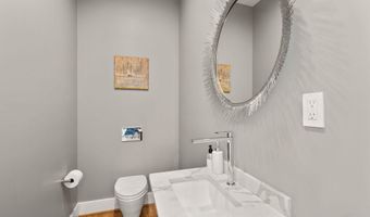 3100 N MONROE St, Arlington, VA 22207