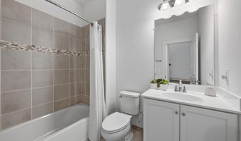 7413 ROCKY CREEK Ter, Annandale, VA 22003