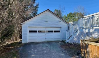 2 Pine Rd, Bennington, VT 05201
