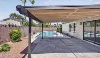 2216 Marlboro Dr, Henderson, NV 89014