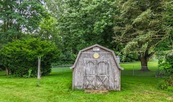 1045 Columbus Cir N, Ashland, OH 44805