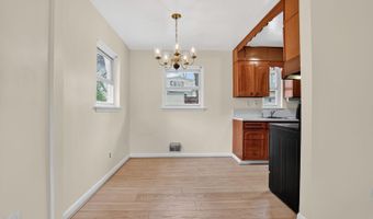 3601 CREST Dr, Annandale, VA 22003