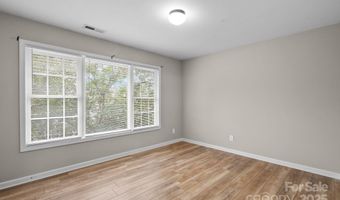 94 Rotunda Cir, Asheville, NC 28806