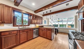 49 Burbank Dr, Amherst, NY 14226
