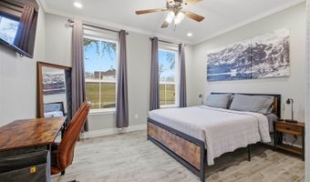 117 Crescent Rdg, Adkins, TX 78101