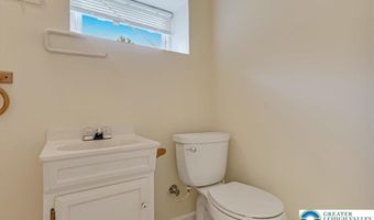 1842 Glacier Dr, Tunkhannock, PA 18610