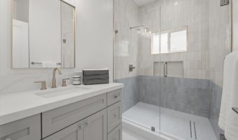 7901 Winsford, Westchester, CA 90045