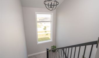 3217 Lakeview Dr SE, Altoona, IA 50009