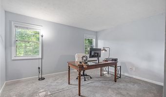 104 Glenleaf Dr, Peachtree Corners, GA 30092