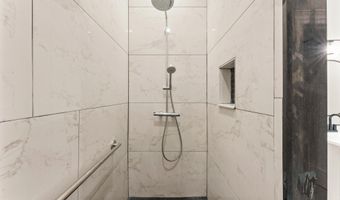 1339 WHEATSHEAF Ln, Abington, PA 19001