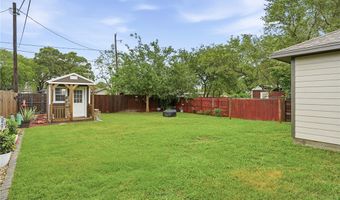 150 N 9th St, Aransas Pass, TX 78336