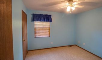 2933 Forest Dr, Alton, IL 62002