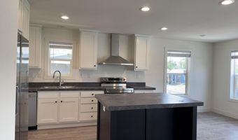 1 Corral Ln #38, Ashland, OR 97520