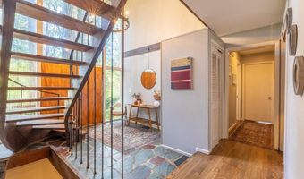 427 WALDEN Ln, Hockessin, DE 19707