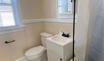 130 Wollaston St 2, Cranston, RI 02910