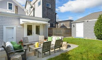 604 Thames & 4 Dixon St, Newport, RI 02840