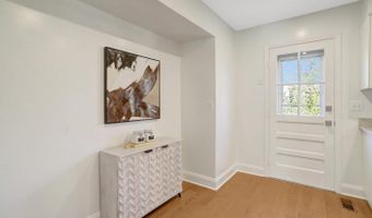 216 DUNCAN Ave, Alexandria, VA 22301