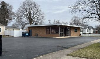 103 W 3rd St, Aroma Park, IL 60910