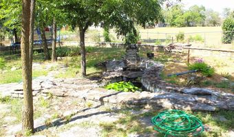 312 Magnolia St, Hico, TX 76457
