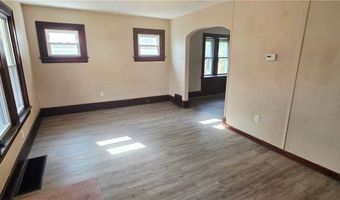 147 Brighton Dr, Akron, OH 44301