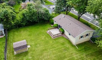 5514 Meadowood Dr, Fitchburg, WI 53711