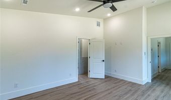 2 Scotch Broom Pl, Bella Vista, AR 72715