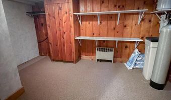 1415 N 2nd St, Aberdeen, SD 57401