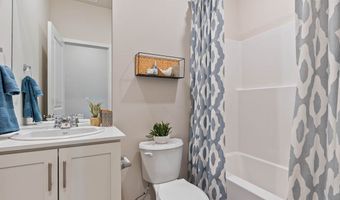 61175 Splendor Ln, Bend, OR 97702