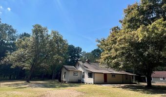 3067 Sr 18, West Point, GA 31833