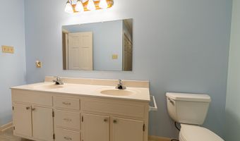 19497 Stone Mountain Rd, Abingdon, VA 24210