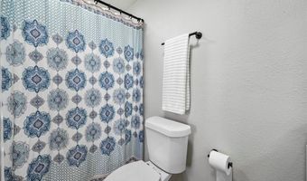 88 Live Oak St, Alvarado, TX 76009