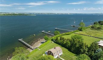 376 E Shore Rd, Jamestown, RI 02835