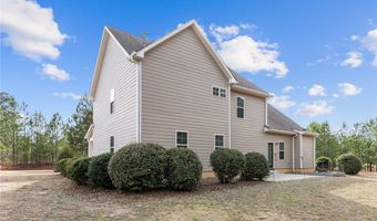 20 Spearhead Dr, Whispering Pines, NC 28327
