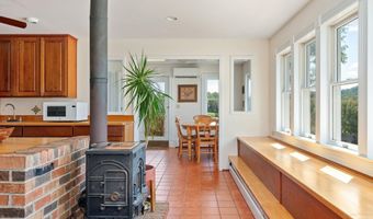 9175 BATESVILLE Rd, Afton, VA 22902