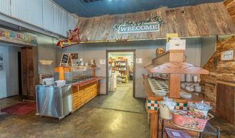 14 Court Sq, Alton, MO 65606