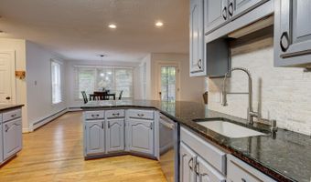 11 Lexington Rd, Avon, CT 06001