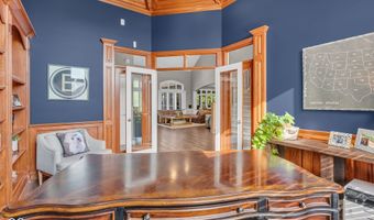 5874 Shallow Water Ln, Bargersville, IN 46106