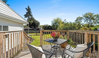 3313 S WEBSTER Ave, Allouez, WI 54301