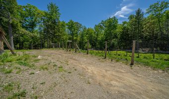 23 Fernwood Ln, Belfast, ME 04915