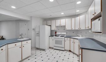 1605 Otter Dr, Toms River, NJ 08755