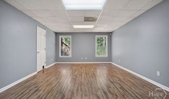 354 E Creek Bnd, Athens, GA 30605