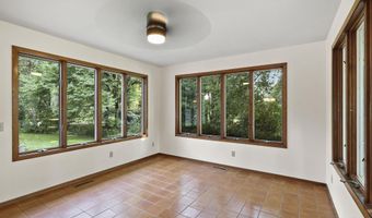 10 Krystana Way, Madison, WI 53711
