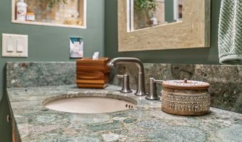 1299 ULUNIU Rd 103E, Kihei, HI 96753