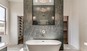 12800 Hidden Trl, Arcadia, OK 73007