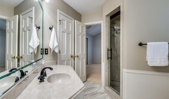 4019 Bobbin Ln, Addison, TX 75001