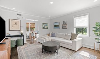 1610 SUTER St, Alexandria, VA 22314