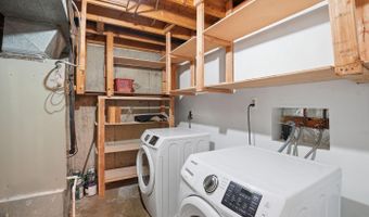 4626 BRENTLEIGH Ct, Annandale, VA 22003