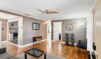 705 E Ave E, Alpine, TX 79830